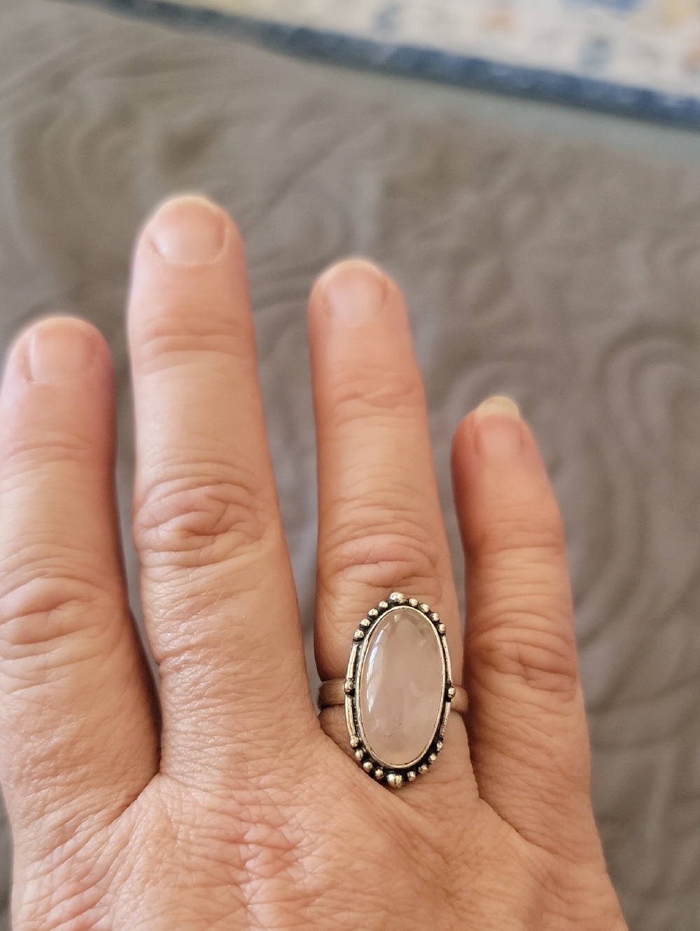 Sterling Silver Plated Oval Rose Quartz Ring in Pale Pink - Picture 4 of 6